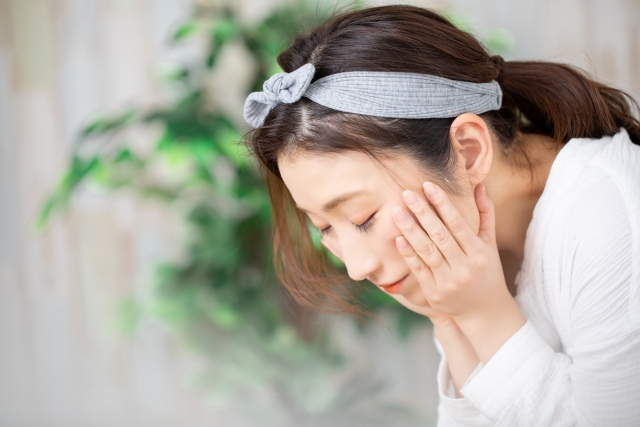 アートメイク後の洗顔やメイクはいつからできる？